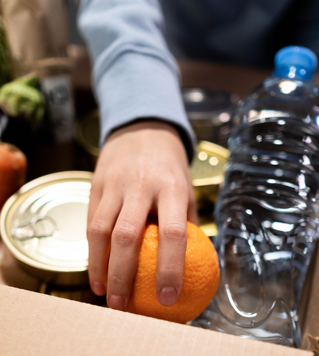 One Country Give Donates 10,000 Meals to Houston Food Bank