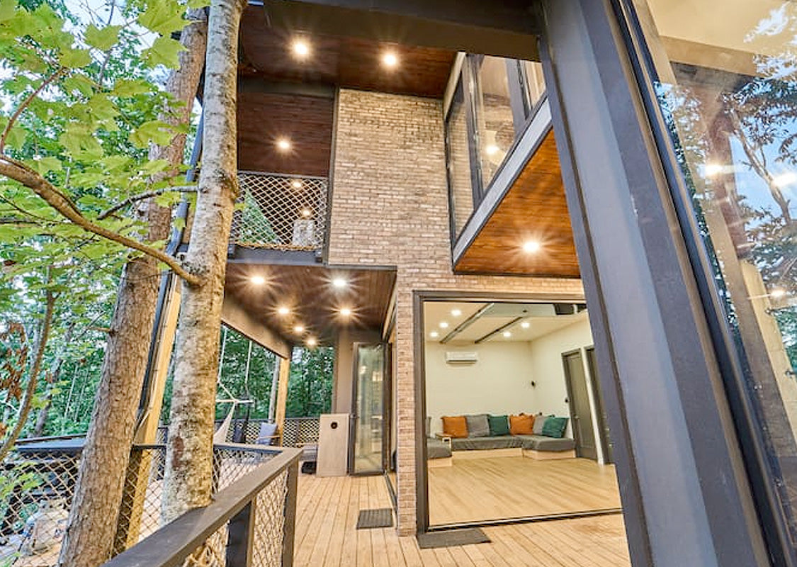 Win a 7-Day Stay at The Skyview Treehouse